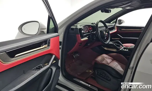 Porsche Cayenne 2025 3.0 автомат (гидро), миниатюра 12