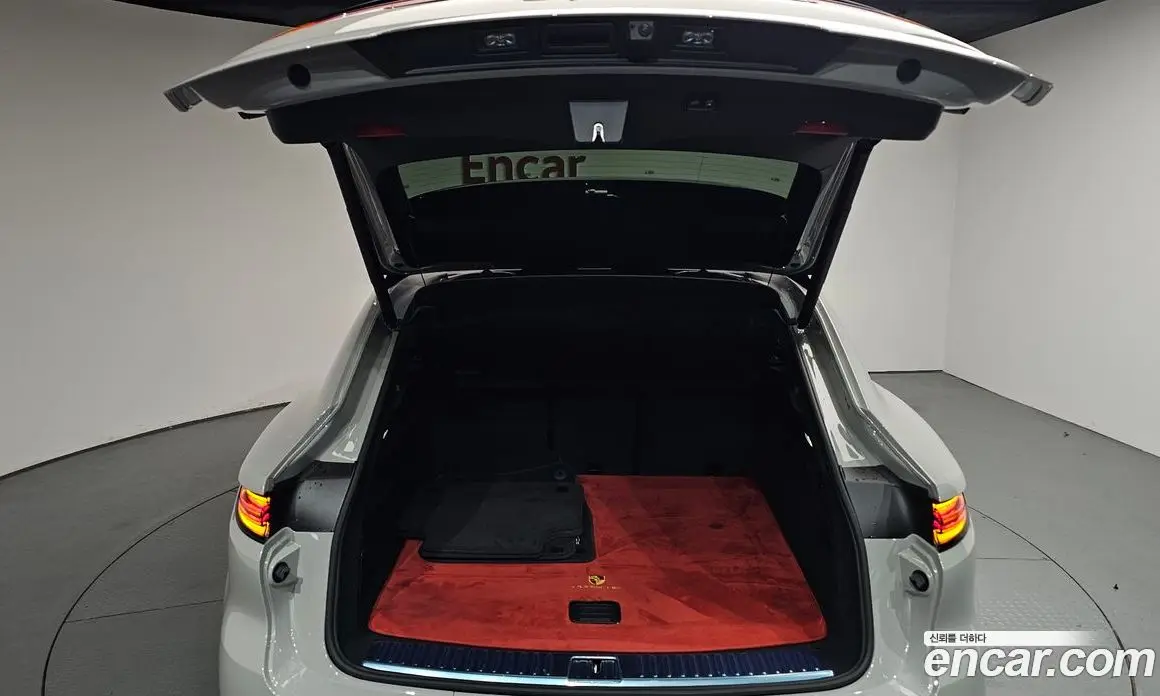 Porsche Cayenne 2025 3.0 автомат (гидро), фото 25 Porsche Cayenne 2025 3.0 автомат (гидро), фото 25