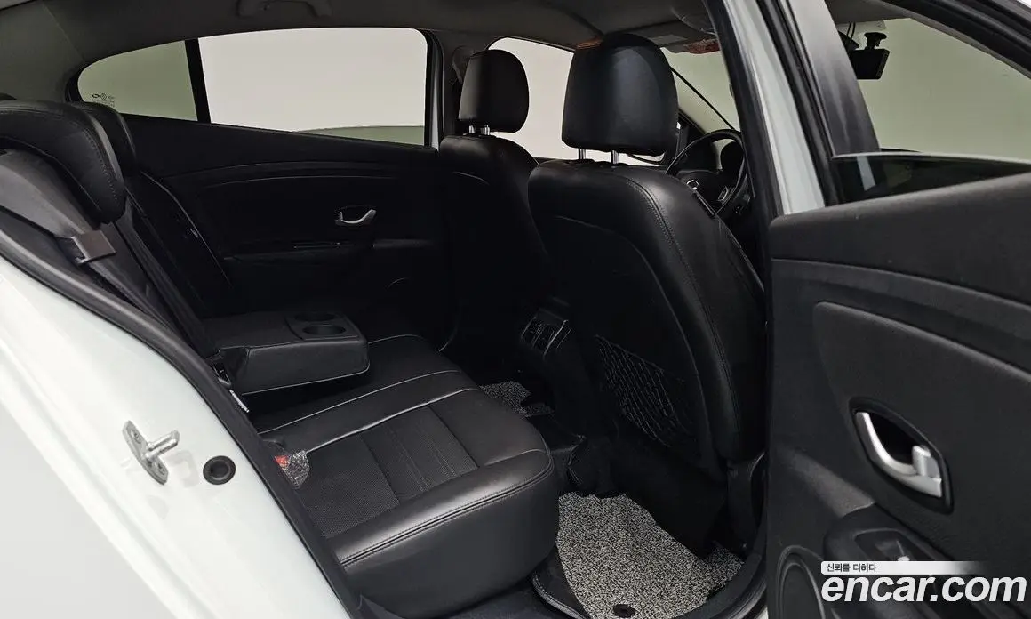 Renault (Samsung) SM3 2018 автомат (гидро), фото 16 Renault (Samsung) SM3 2018 автомат (гидро), фото 16
