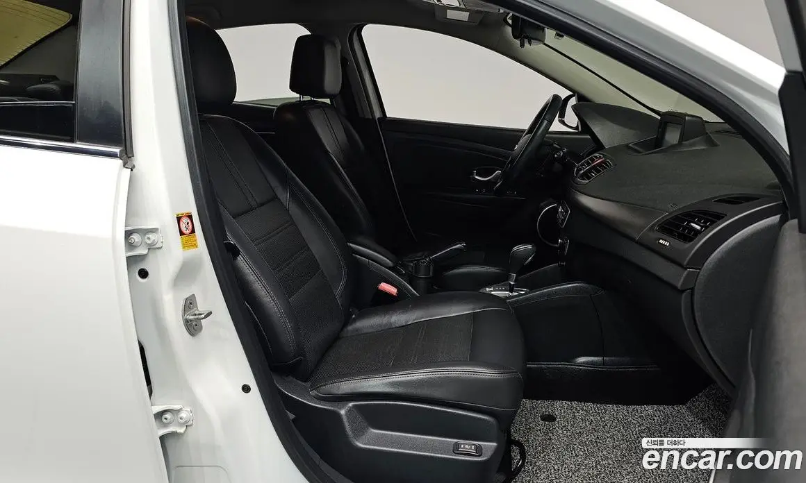 Renault (Samsung) SM3 2018 автомат (гидро), фото 17 Renault (Samsung) SM3 2018 автомат (гидро), фото 17