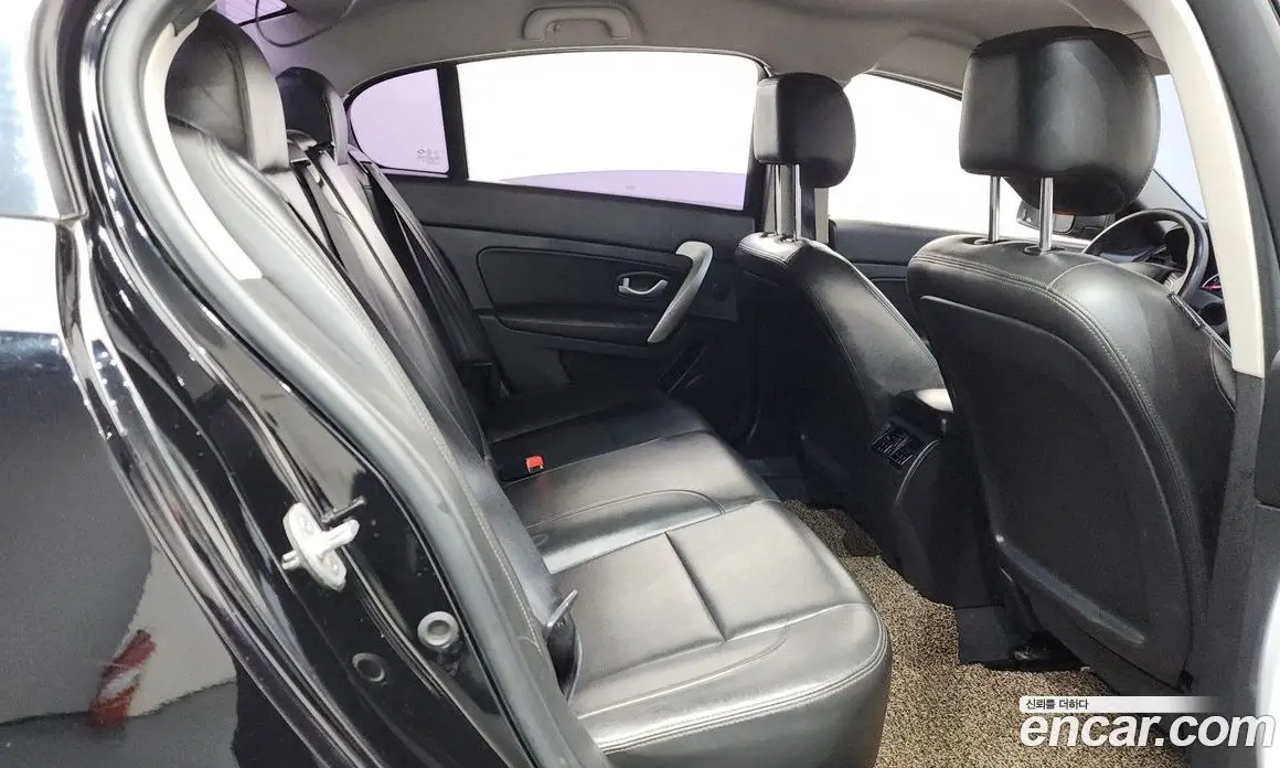 Renault (Samsung) SM5 2016 2.0 автомат (гидро), фото 11 Renault (Samsung) SM5 2016 2.0 автомат (гидро), фото 11