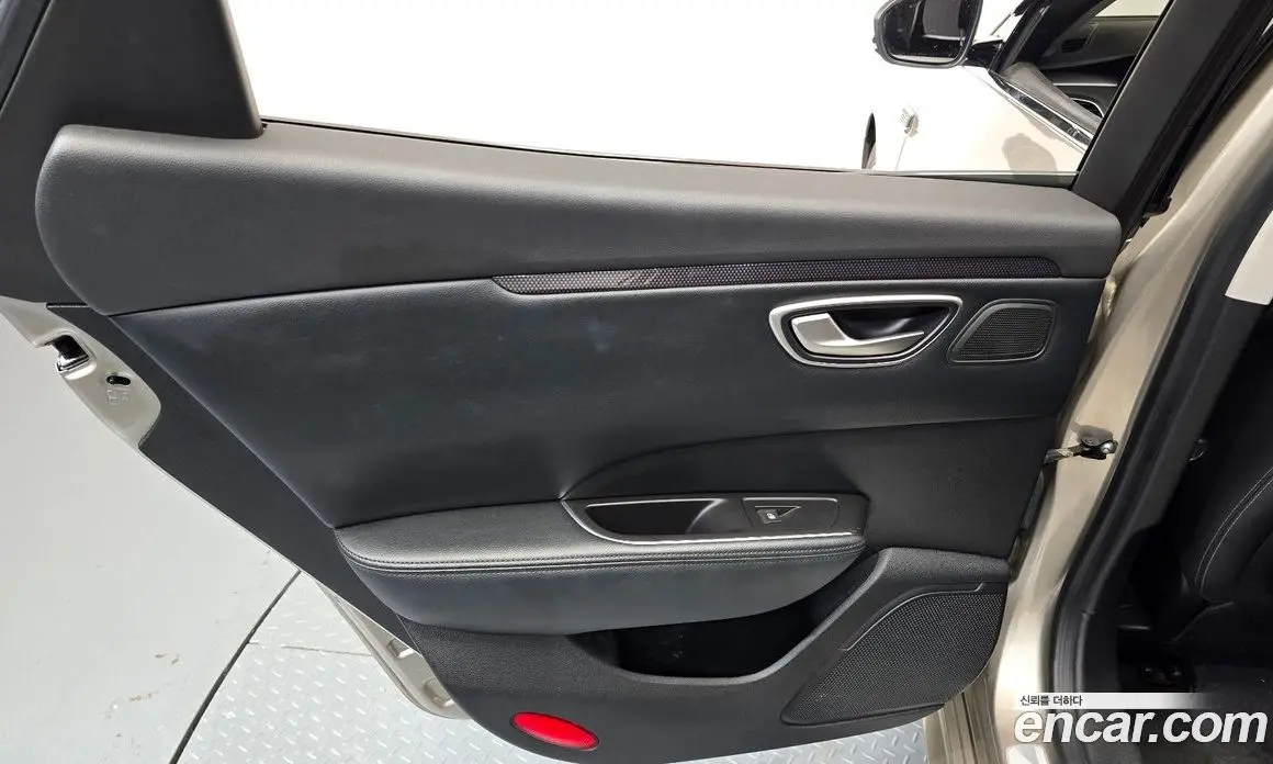 Renault (Samsung) SM6 2016 2.0 автомат (гидро), фото 15 Renault (Samsung) SM6 2016 2.0 автомат (гидро), фото 15