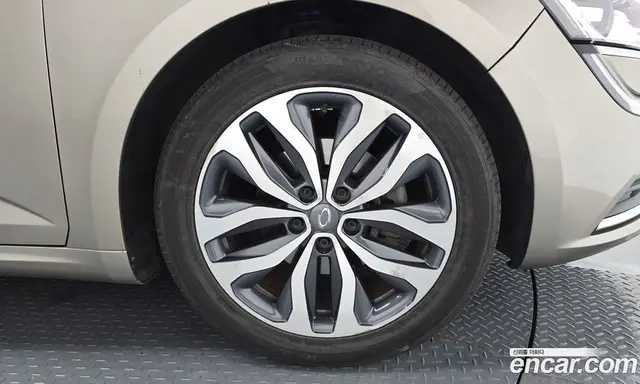 Renault (Samsung) SM6 2016 2.0 автомат (гидро), миниатюра 7 Renault (Samsung) SM6 2016 2.0 автомат (гидро), миниатюра 7