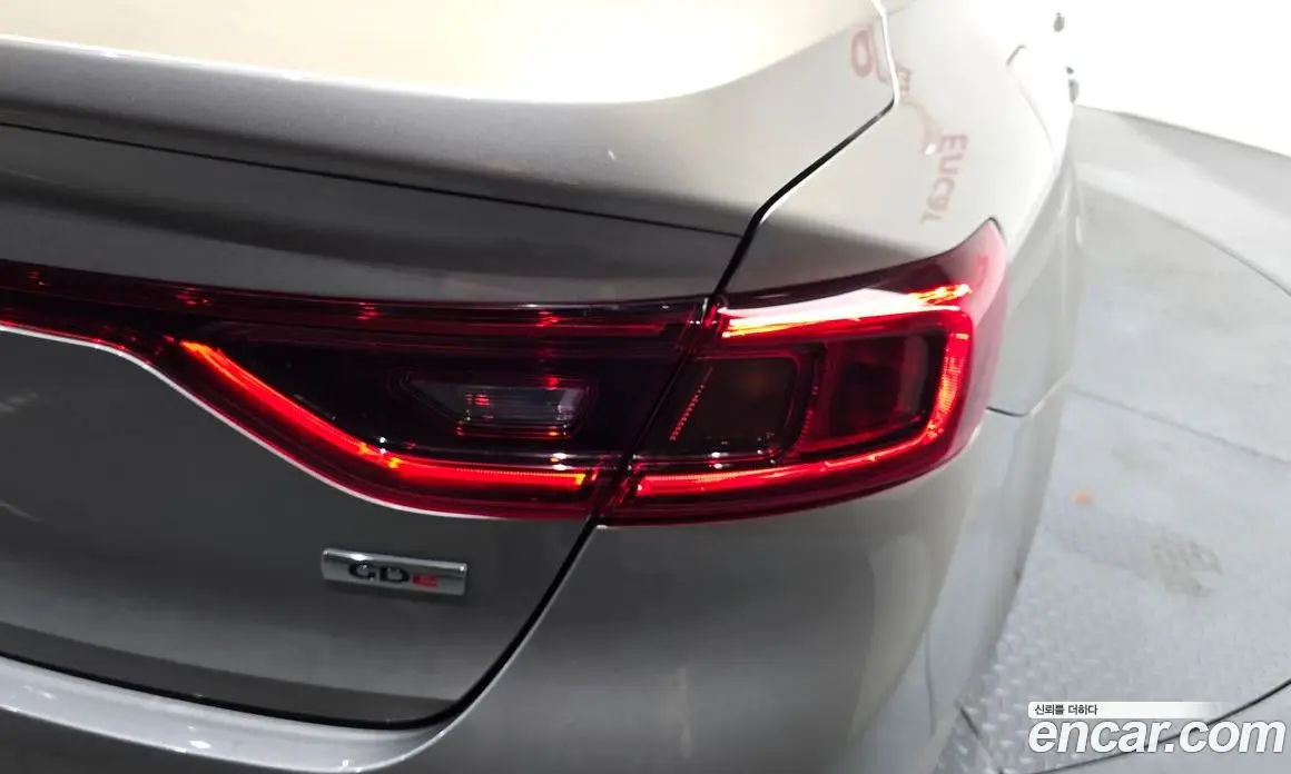 Renault (Samsung) SM6 2016 2.0 автомат (гидро), фото 9 Renault (Samsung) SM6 2016 2.0 автомат (гидро), фото 9