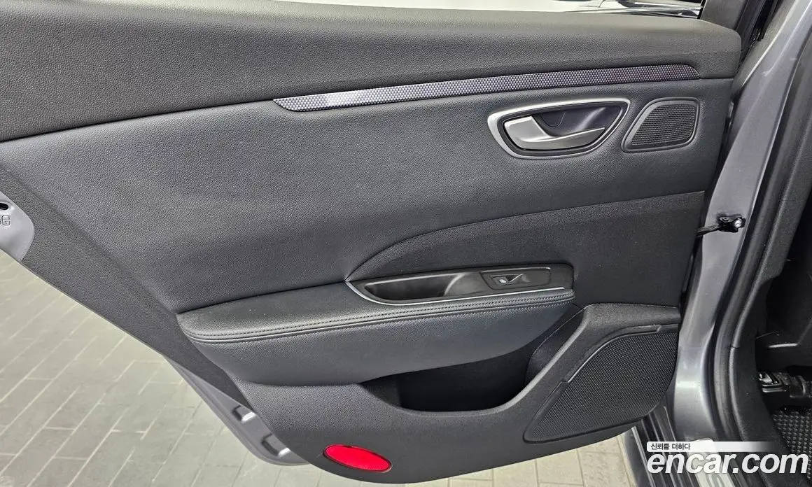 Renault (Samsung) SM6 2016 1.5 автомат (гидро), фото 15 Renault (Samsung) SM6 2016 1.5 автомат (гидро), фото 15