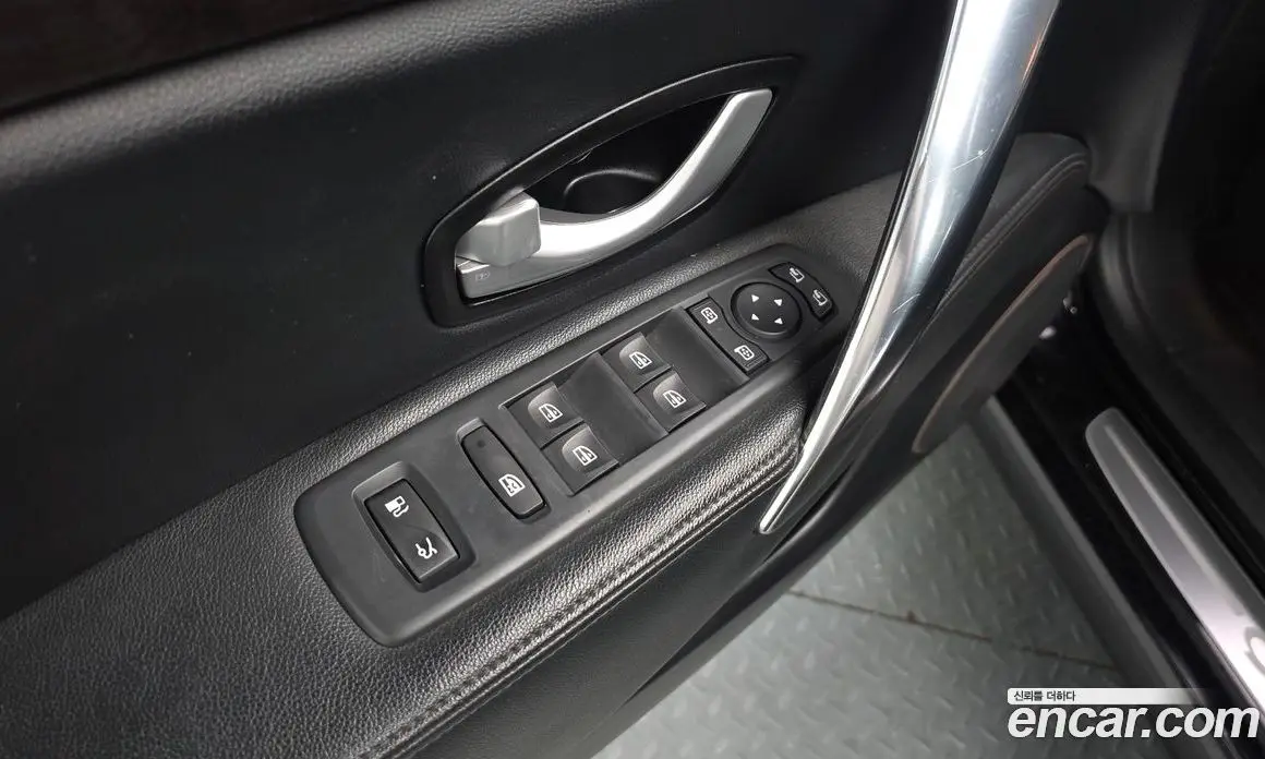 Renault (Samsung) SM7 2011 2.5 автомат (гидро), фото 27 Renault (Samsung) SM7 2011 2.5 автомат (гидро), фото 27