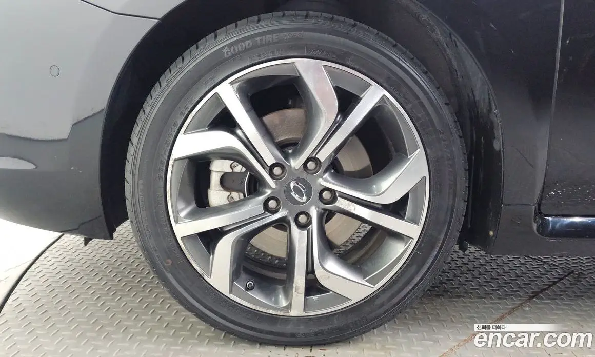 Renault (Samsung) SM7 2013 2.5 автомат (гидро), фото 5 Renault (Samsung) SM7 2013 2.5 автомат (гидро), фото 5
