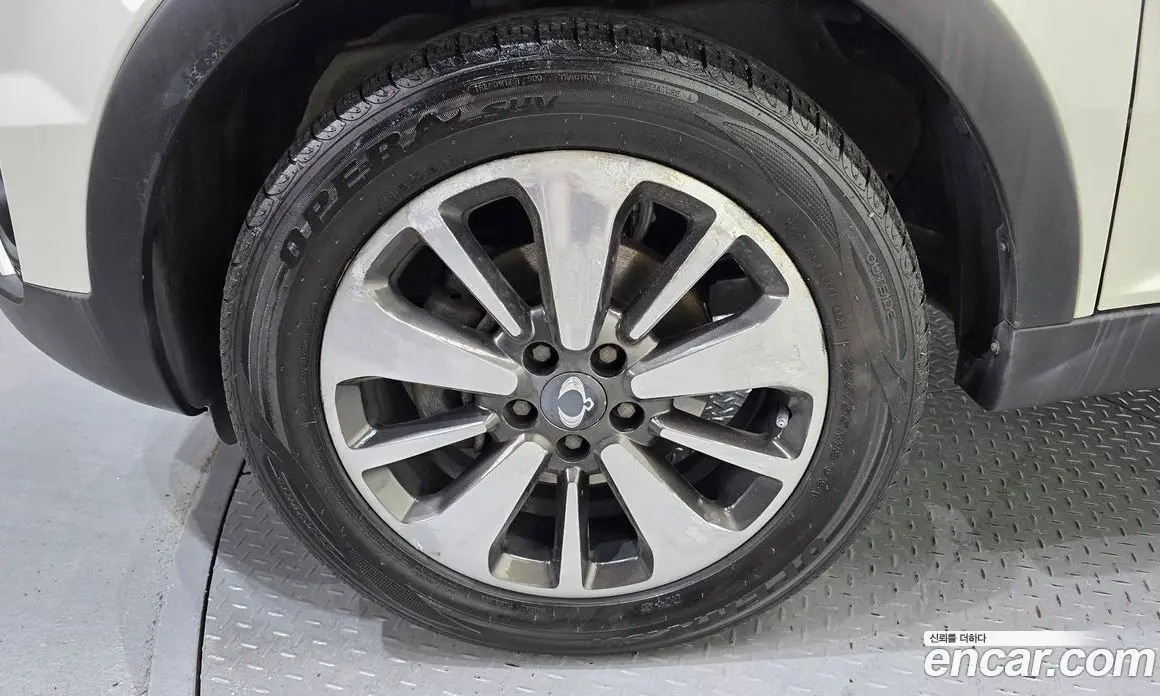 SsangYong Korando 2015 2.0 автомат (гидро), фото 5 SsangYong Korando 2015 2.0 автомат (гидро), фото 5