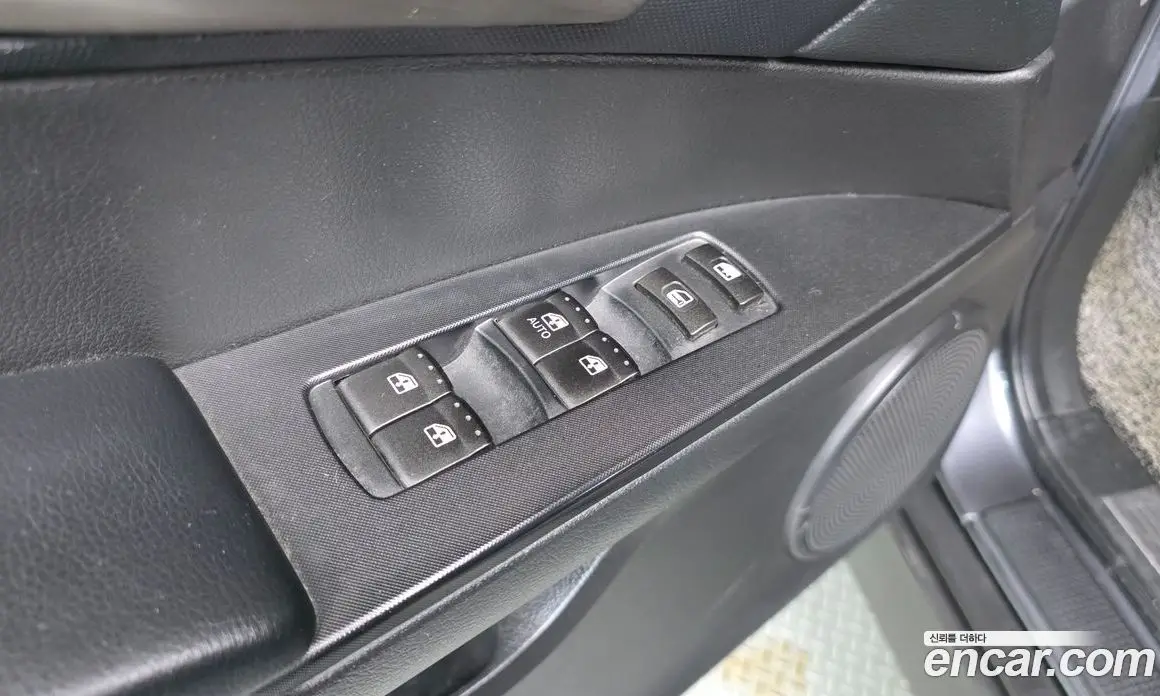 SsangYong Korando 2016 2.0 автомат (гидро), фото 12