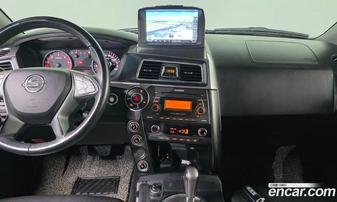 SsangYong Korando 2016 2.0 автомат (гидро), фото 15