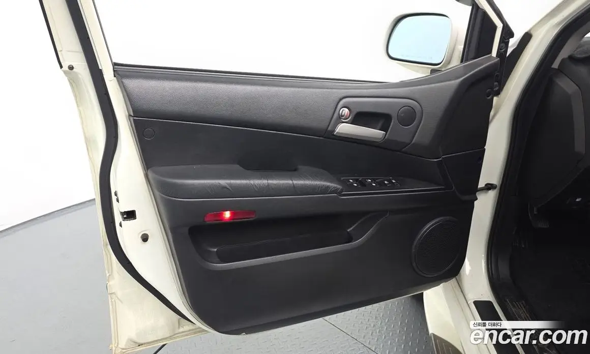 SsangYong Kyron 2008 2.0 автомат (гидро), фото 14 SsangYong Kyron 2008 2.0 автомат (гидро), фото 14