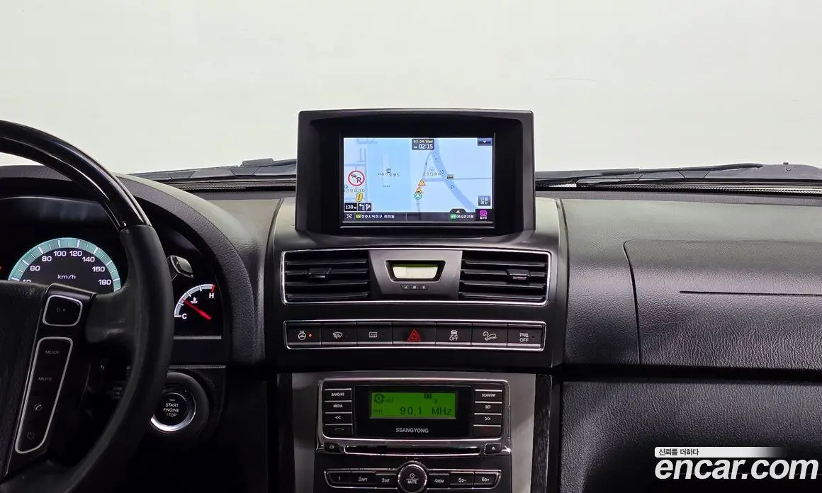 SsangYong Rexton 2014 2.0 автомат (гидро), фото 15