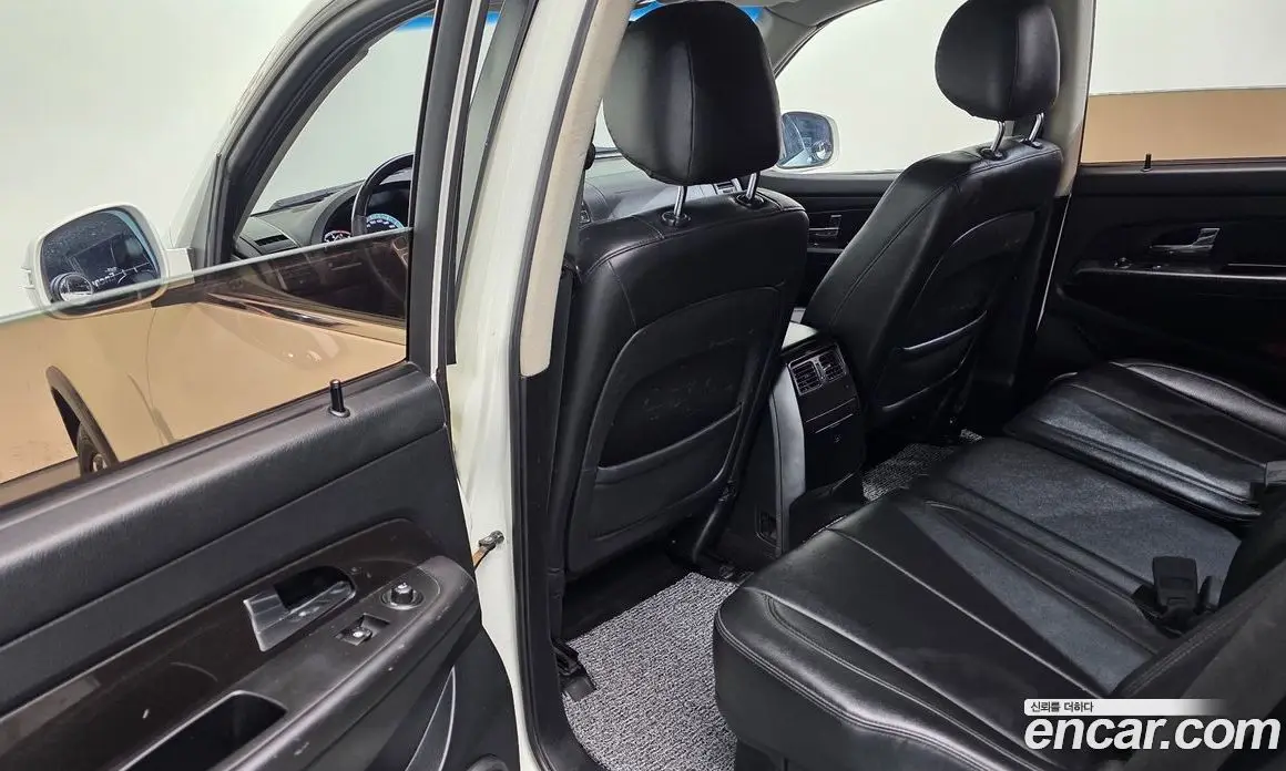 SsangYong Rexton 2014 2.0 автомат (гидро), фото 17