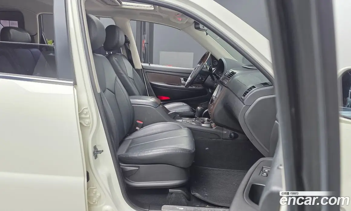 SsangYong Rexton 2014 2.0 автомат (гидро), фото 17 SsangYong Rexton 2014 2.0 автомат (гидро), фото 17