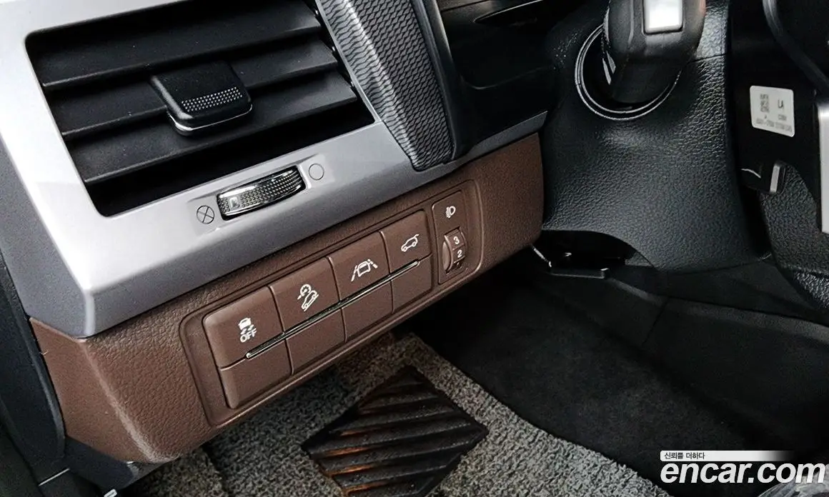 SsangYong Rexton 2023 2.2 автомат (гидро), фото 17