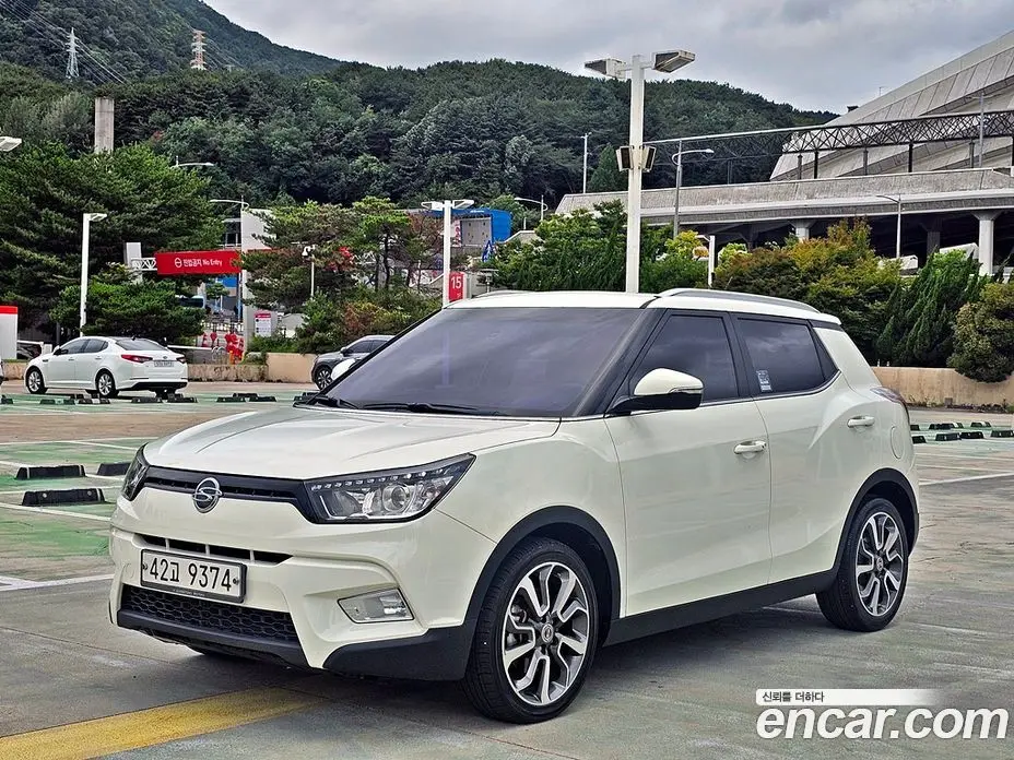 SsangYong TIBOLI 2015 1.6 автомат (гидро), фото 1 SsangYong TIBOLI 2015 1.6 автомат (гидро), фото 1