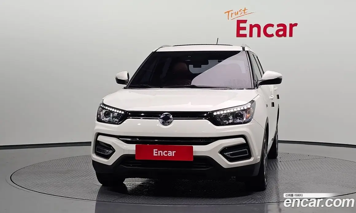 SsangYong TIBOLI 2017 1.6 автомат (гидро), фото 3 SsangYong TIBOLI 2017 1.6 автомат (гидро), фото 3