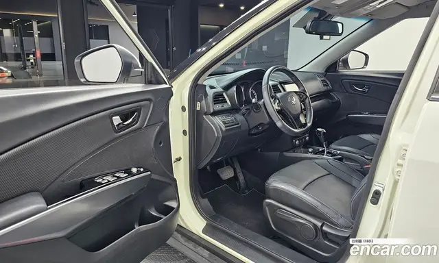 SsangYong TIBOLI 2018 1.6 автомат (гидро), миниатюра 12