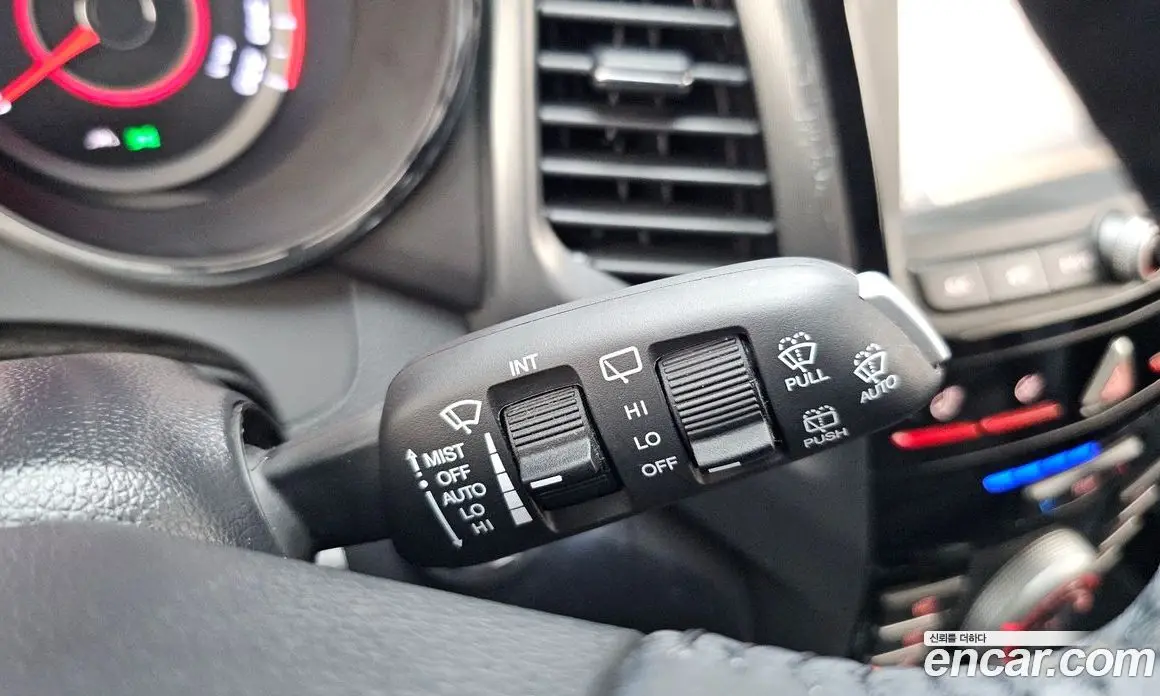 SsangYong TIBOLI 2018 1.6 автомат (гидро), фото 23