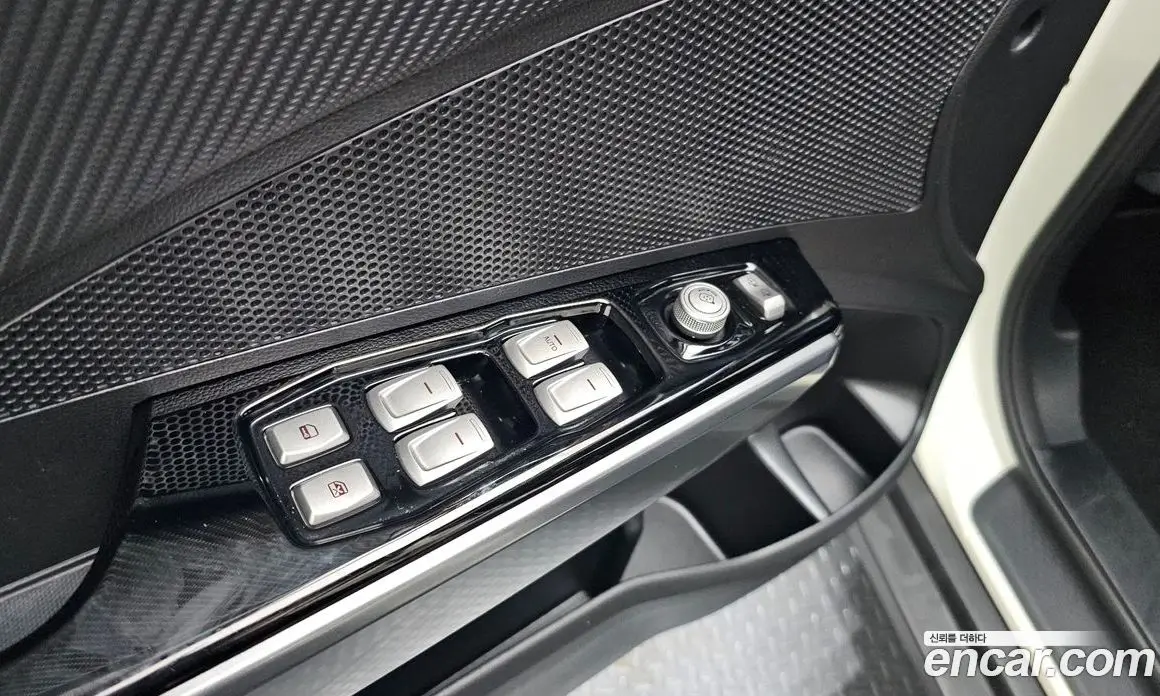 SsangYong TIBOLI 2018 1.6 автомат (гидро), фото 27