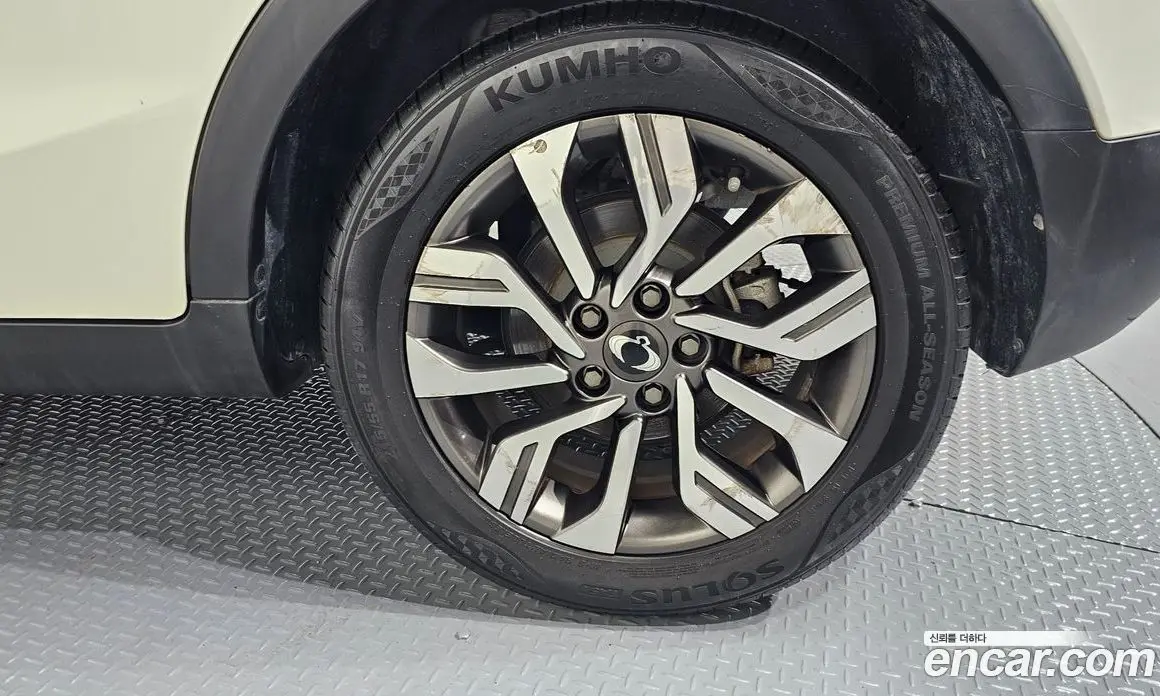 SsangYong TIBOLI 2018 1.6 автомат (гидро), фото 6