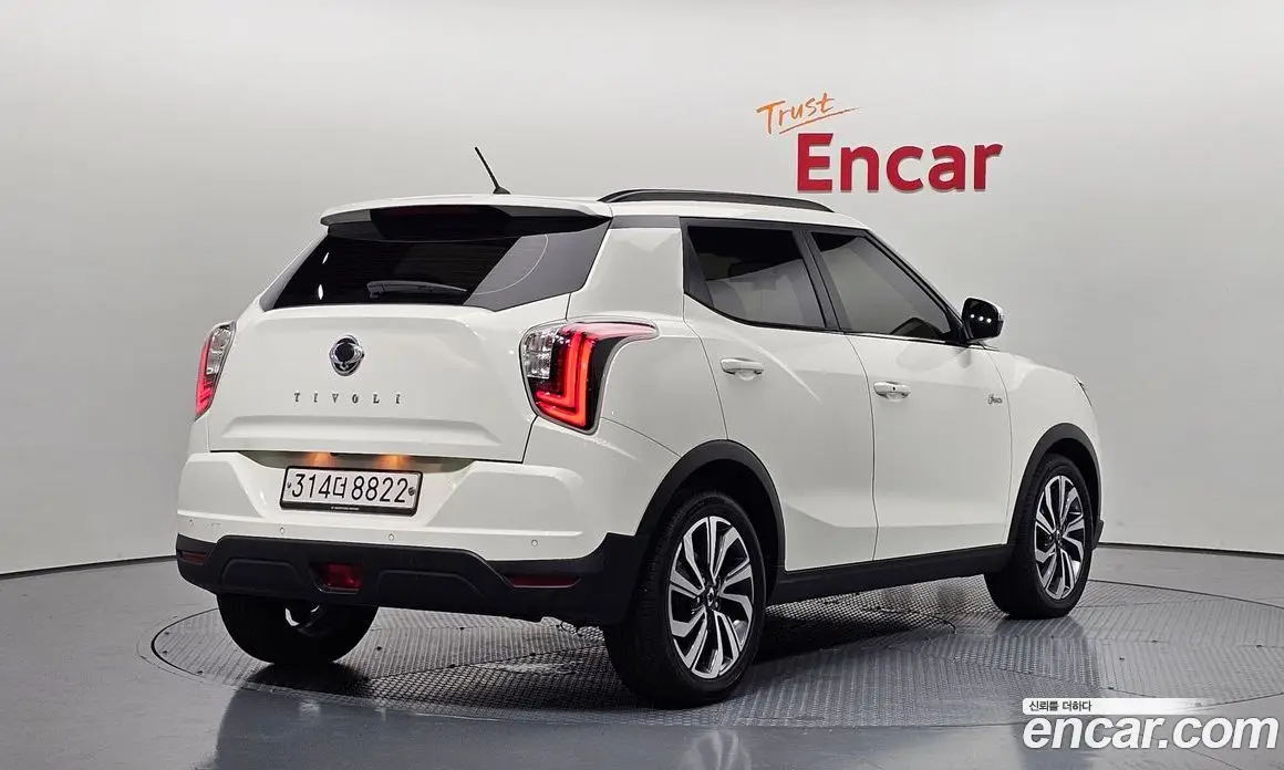 SsangYong TIBOLI 2020 1.5 автомат (гидро), фото 1 SsangYong TIBOLI 2020 1.5 автомат (гидро), фото 1
