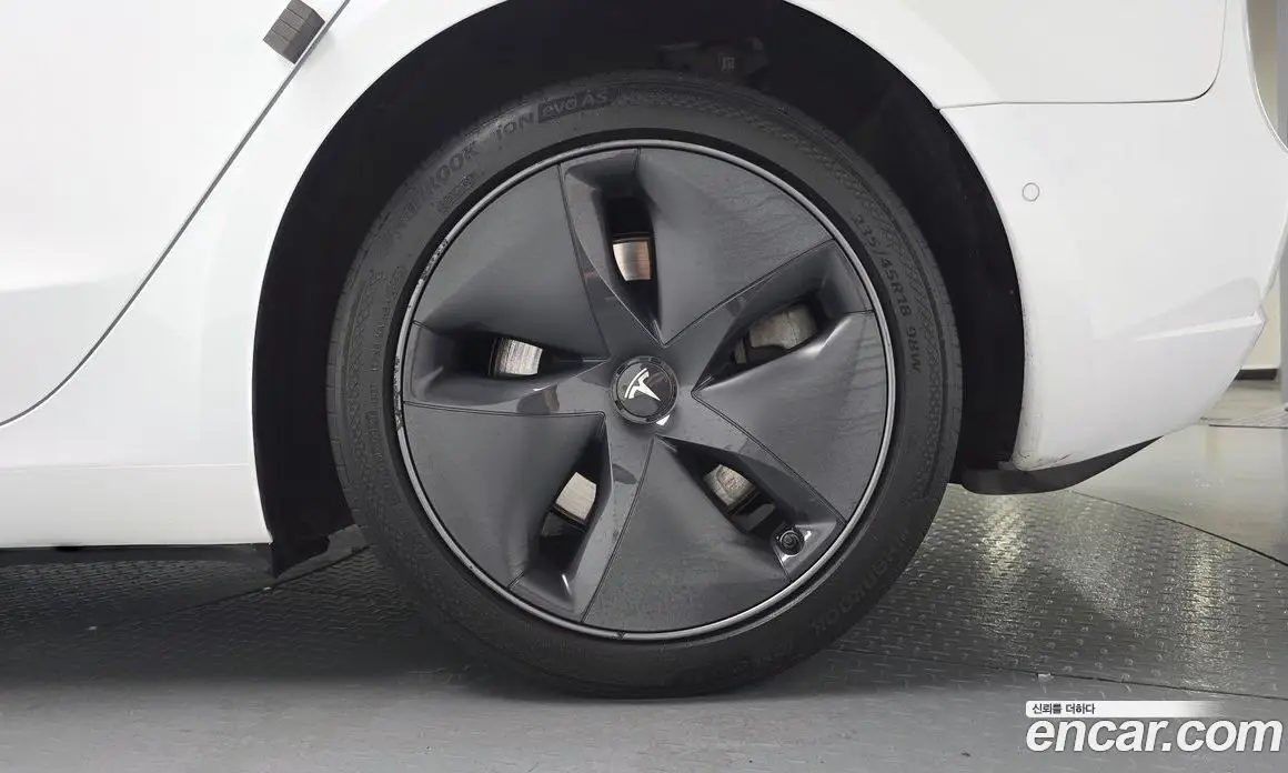 Tesla Model 3 2019 0.2 автомат (гидро), фото 6