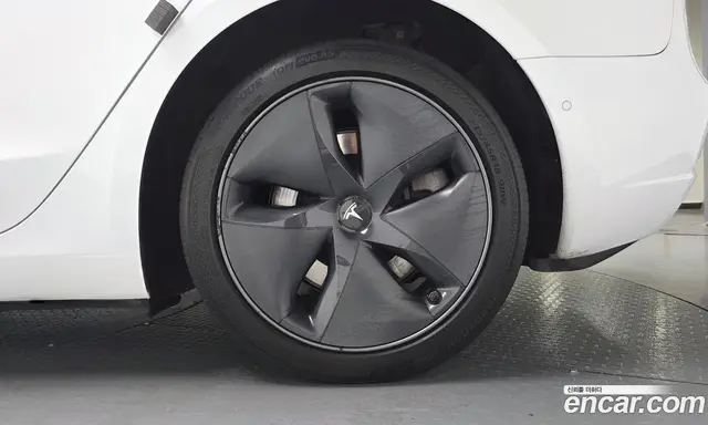 Tesla Model 3 2019 0.2 автомат (гидро), миниатюра 6
