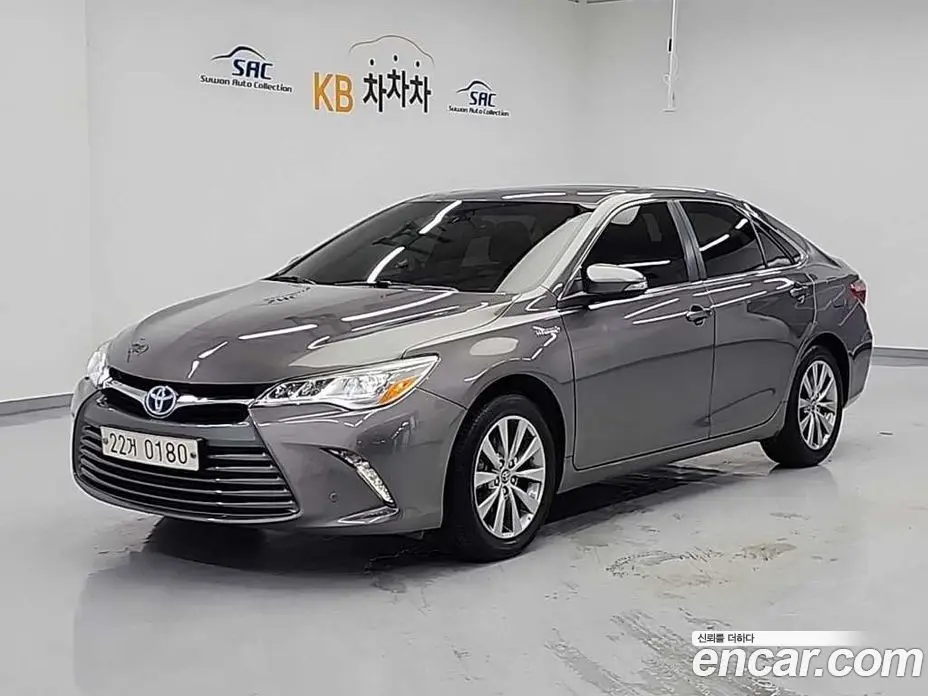 Toyota Camry 2016 2.5 автомат (гидро), фото 1 Toyota Camry 2016 2.5 автомат (гидро), фото 1