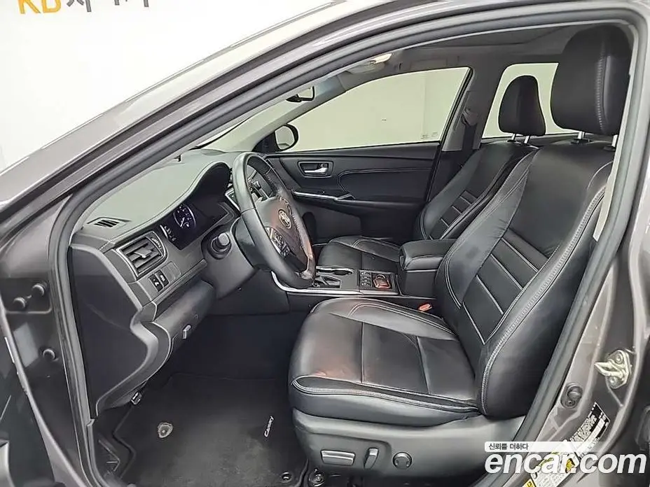 Toyota Camry 2016 2.5 автомат (гидро), фото 11 Toyota Camry 2016 2.5 автомат (гидро), фото 11