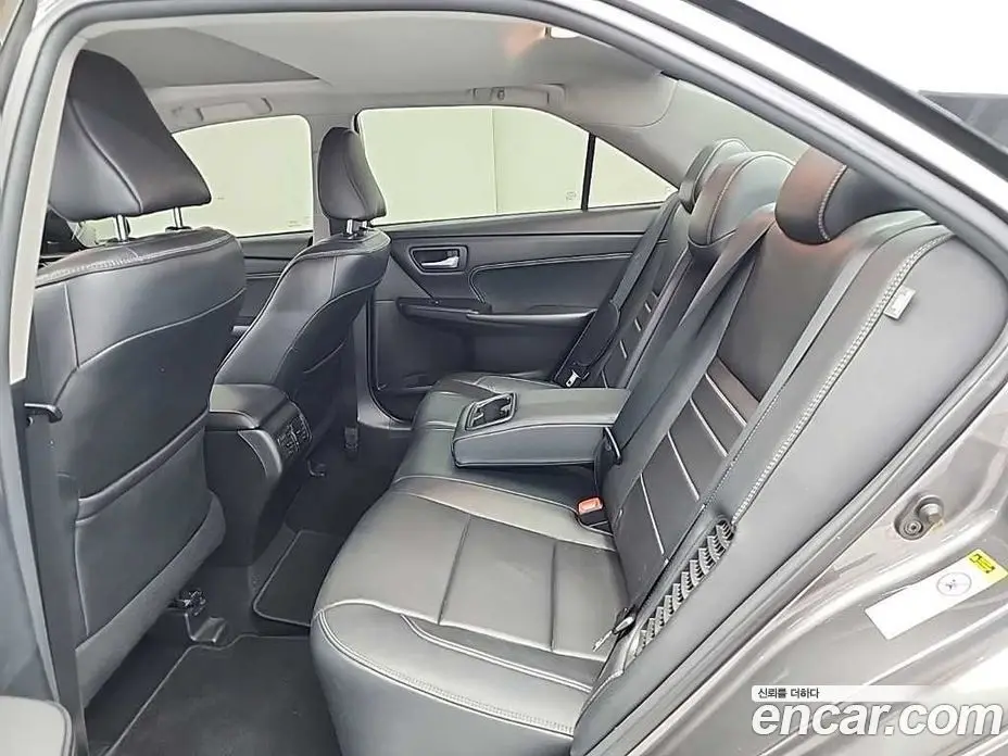 Toyota Camry 2016 2.5 автомат (гидро), фото 12 Toyota Camry 2016 2.5 автомат (гидро), фото 12