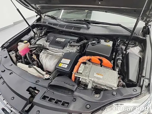 Toyota Camry 2016 2.5 автомат (гидро), миниатюра 5 Toyota Camry 2016 2.5 автомат (гидро), миниатюра 5