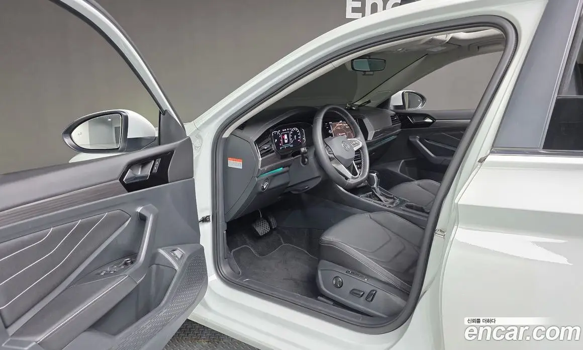 Volkswagen Jetta 2023 1.5 автомат (гидро), фото 18 Volkswagen Jetta 2023 1.5 автомат (гидро), фото 18