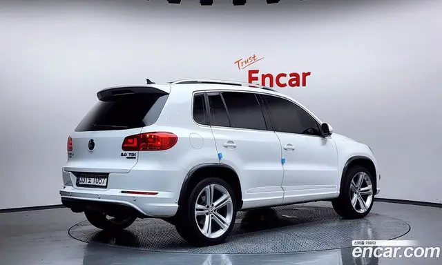 Volkswagen Tiguan 2012 2.0 автомат (гидро), миниатюра 2