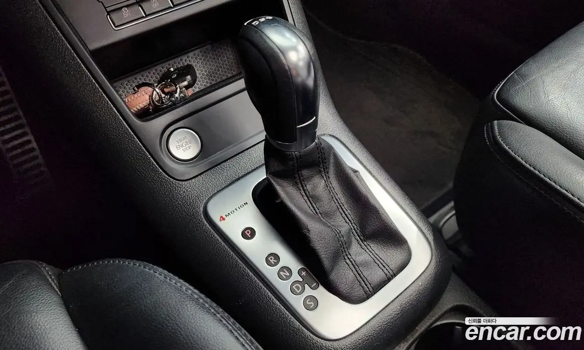 Volkswagen Tiguan 2012 2.0 автомат (гидро), фото 9