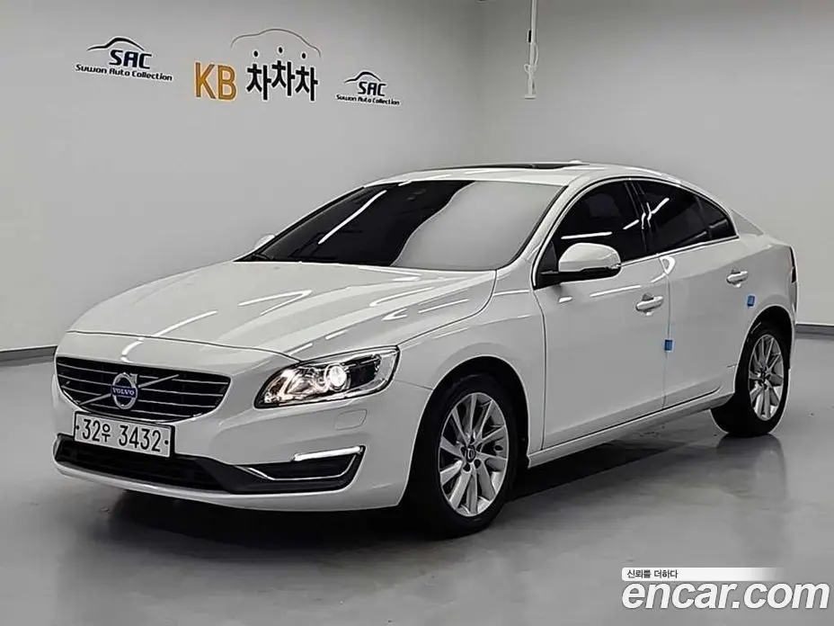 Volvo S60 2015 1.6 автомат (гидро), фото 1 Volvo S60 2015 1.6 автомат (гидро), фото 1