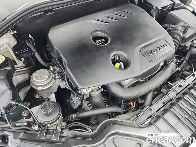 Volvo S60 2015 1.6 автомат (гидро), миниатюра 5 Volvo S60 2015 1.6 автомат (гидро), миниатюра 5
