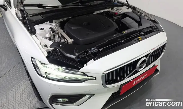 Volvo S60 2019 2.0 автомат (гидро), миниатюра 6 Volvo S60 2019 2.0 автомат (гидро), миниатюра 6