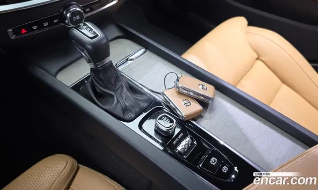 Volvo S60 2019 2.0 автомат (гидро), миниатюра 9 Volvo S60 2019 2.0 автомат (гидро), миниатюра 9