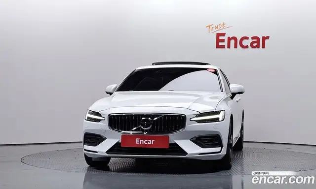 Volvo S60 2020 2.0 автомат (гидро), миниатюра 3 Volvo S60 2020 2.0 автомат (гидро), миниатюра 3