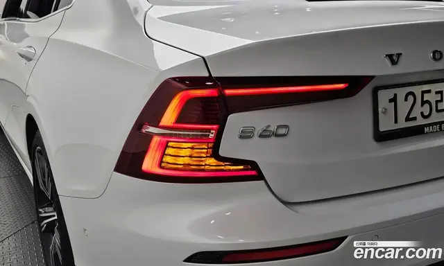 Volvo S60 2020 2.0 автомат (гидро), миниатюра 9 Volvo S60 2020 2.0 автомат (гидро), миниатюра 9