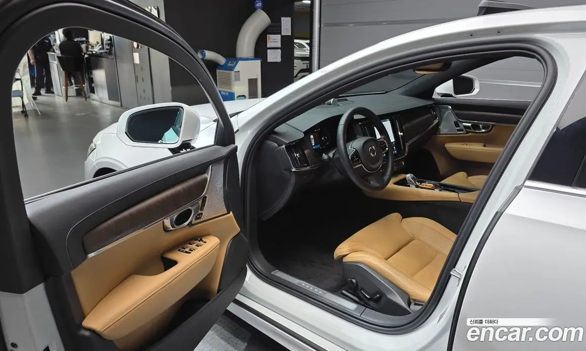 Volvo S90 2023 2.0 автомат (гидро), фото 13