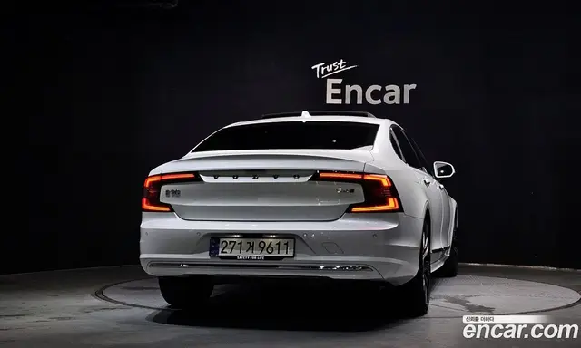 Volvo S90 2023 2.0 автомат (гидро), миниатюра 4