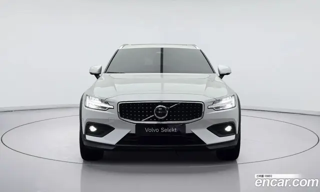 Volvo V60 2023 2.0 автомат (гидро), миниатюра 2 Volvo V60 2023 2.0 автомат (гидро), миниатюра 2