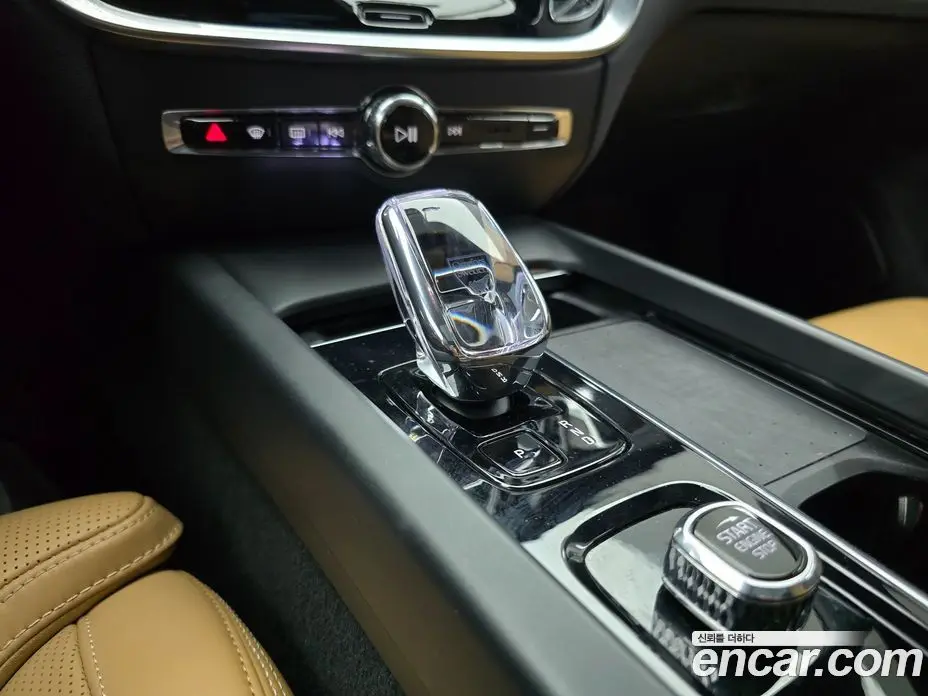 Volvo V60 2023 2.0 автомат (гидро), фото 11 Volvo V60 2023 2.0 автомат (гидро), фото 11