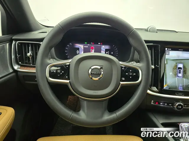 Volvo V60 2023 2.0 автомат (гидро), миниатюра 12