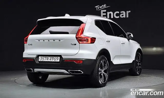 Volvo XC40 2020 2.0 автомат (гидро), миниатюра 2 Volvo XC40 2020 2.0 автомат (гидро), миниатюра 2