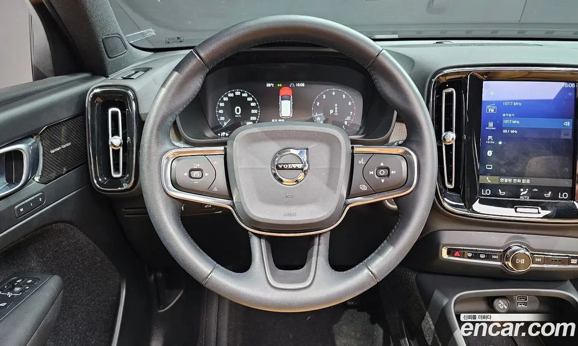 Volvo XC40 2020 2.0 автомат (гидро), фото 13 Volvo XC40 2020 2.0 автомат (гидро), фото 13