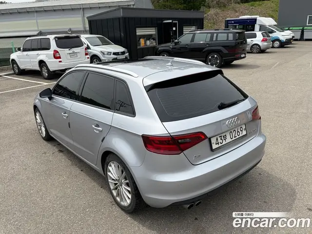 Audi A3 2015 2.0 автомат (гидро), миниатюра 2 Audi A3 2015 2.0 автомат (гидро), миниатюра 2