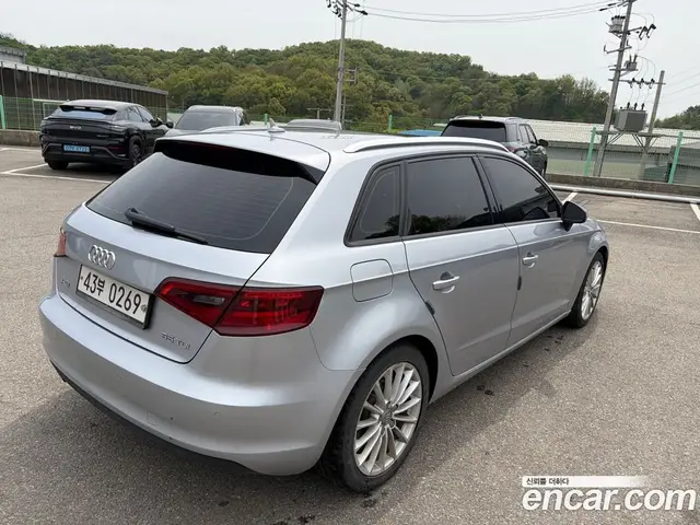 Audi A3 2015 2.0 автомат (гидро), миниатюра 4 Audi A3 2015 2.0 автомат (гидро), миниатюра 4